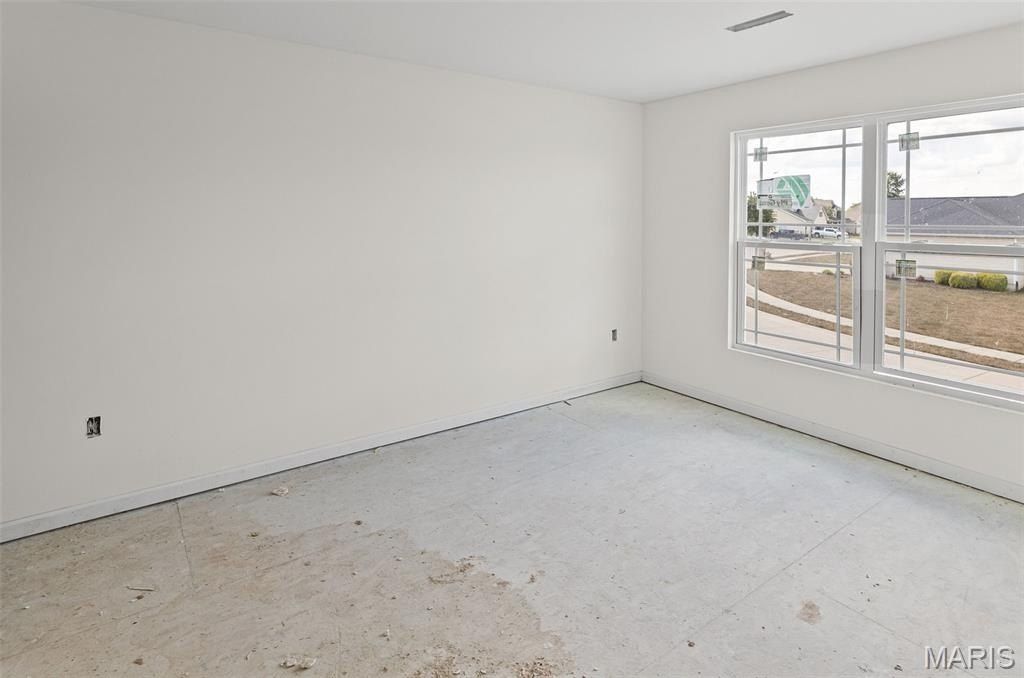 1514 Orchard Lakes Circle. Belleville, IL 62220