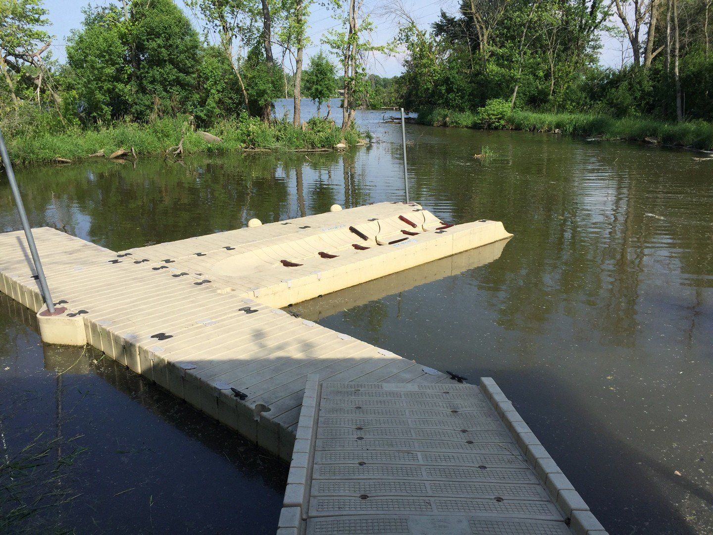 6256 N Dresden Road. Morris, IL 60450