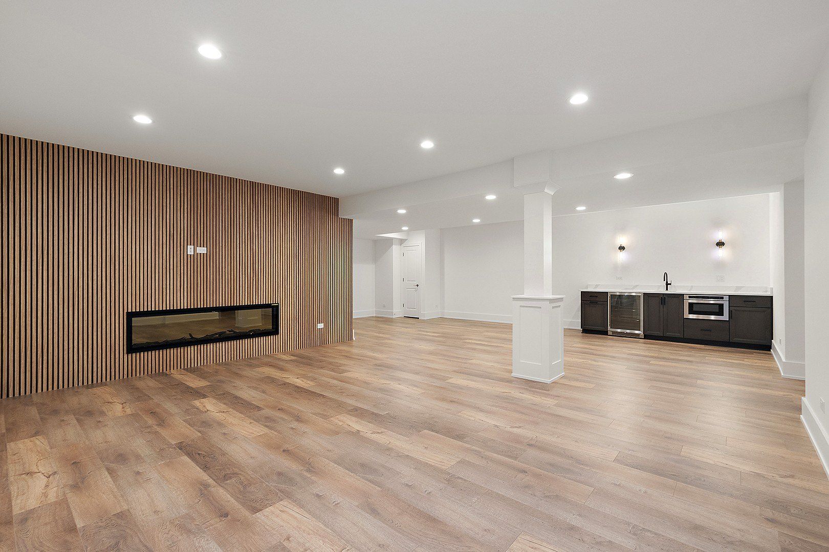 11045 Lizmore Lane. Orland Park, IL 60467