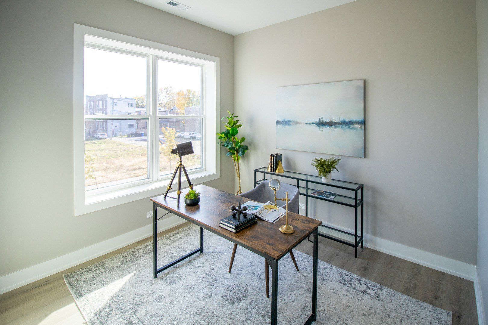 4706 S Saint Lawrence Avenue. Chicago, IL 60615