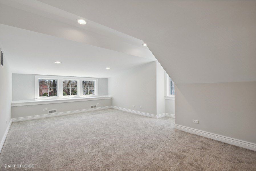 1936 Birchwood Avenue. Wilmette, IL 60091