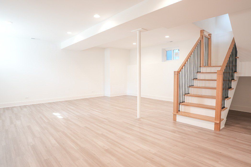 2201 N 74Th Court. Elmwood Park, IL 60707