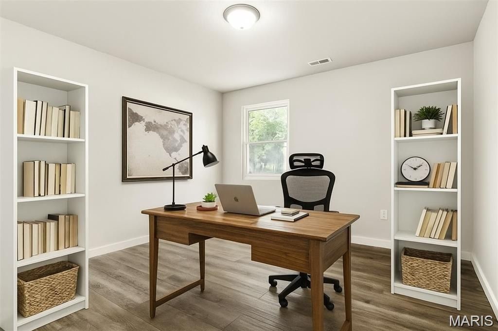 402 E Mcallister Street. Lebanon, IL 62254