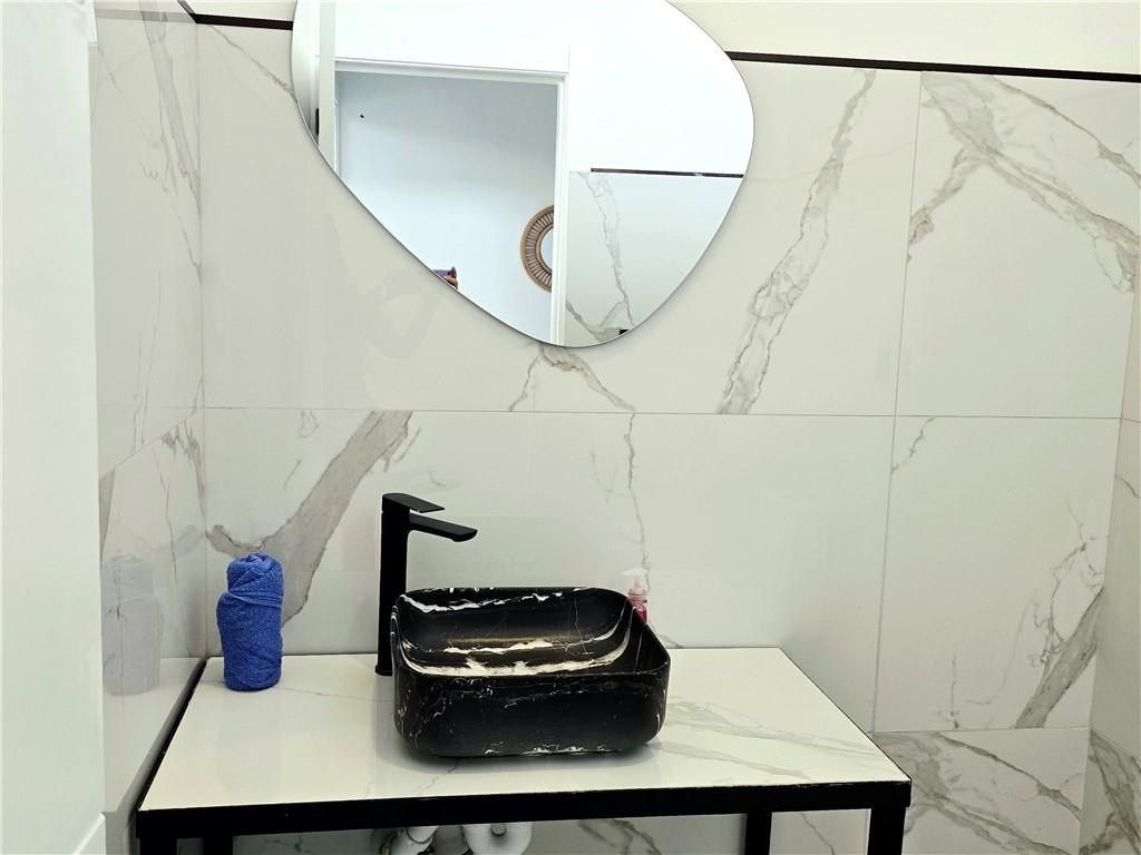 15 Tali C Street. Aurora, IL 60504