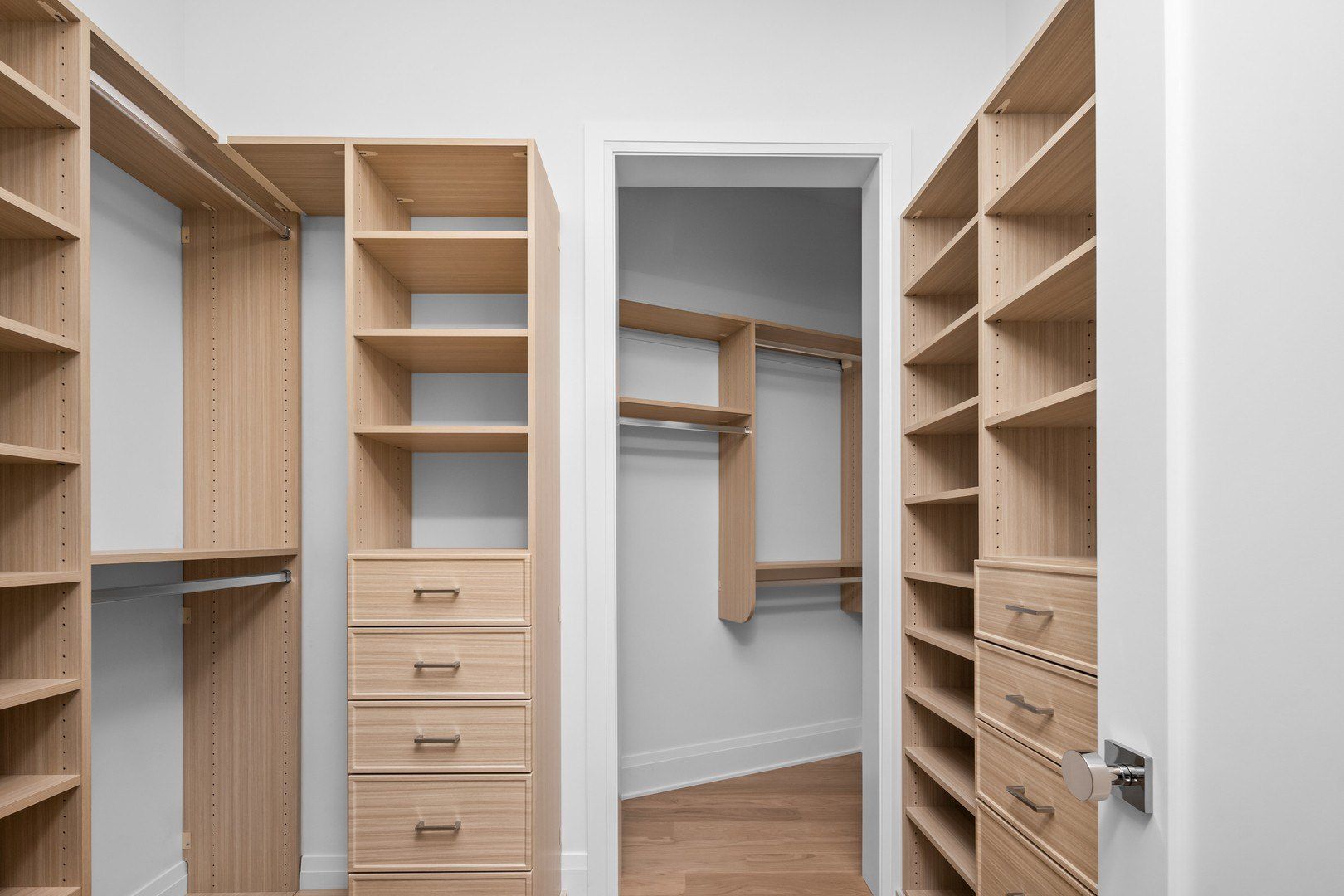 2832 N Racine Avenue. Chicago, IL 60657