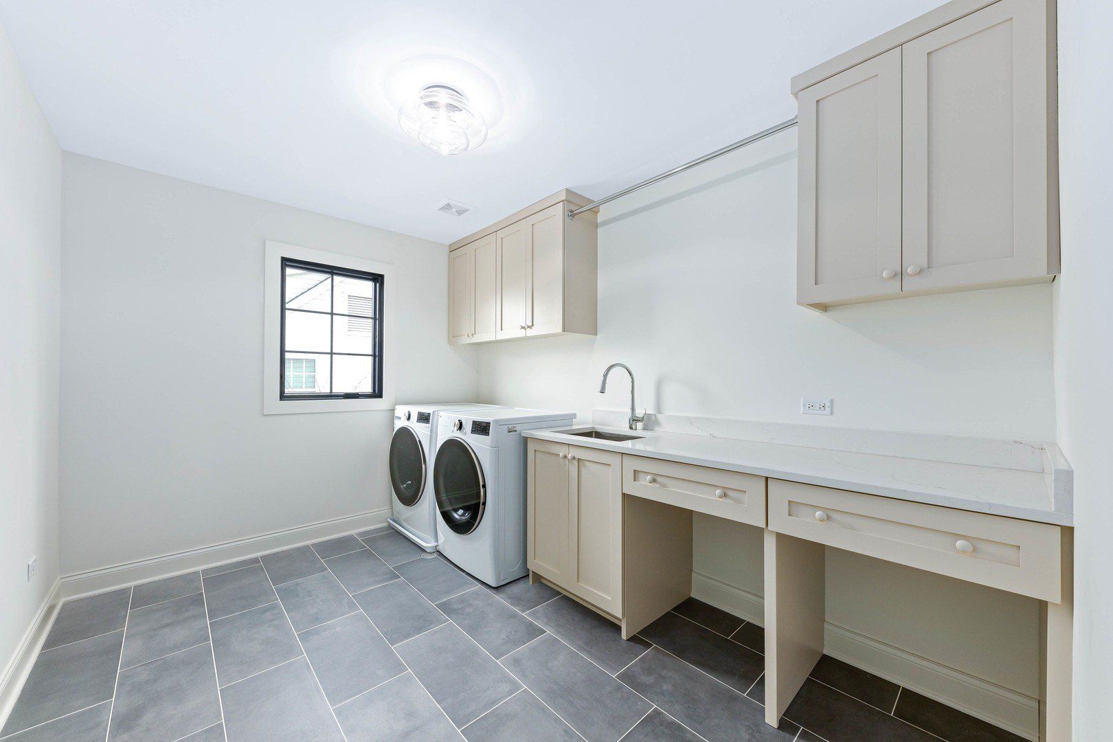 1310 N Eagle Street. Naperville, IL 60563