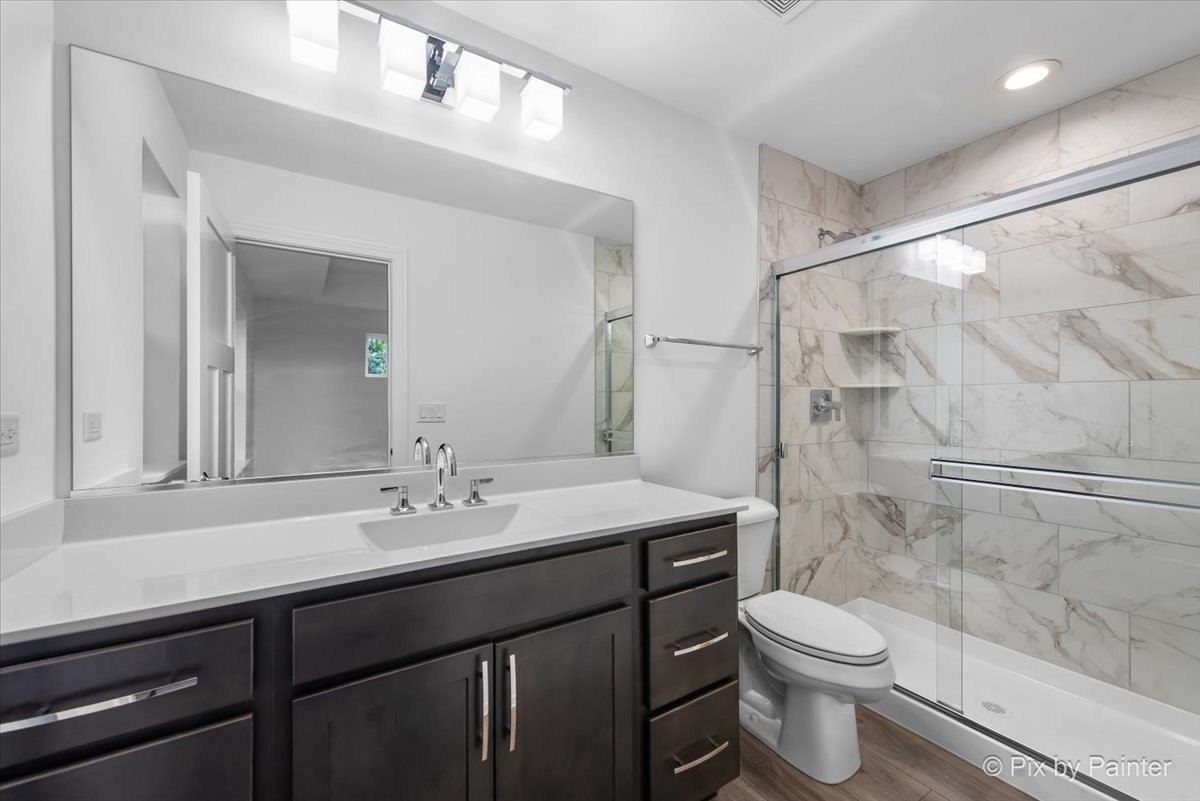 128 E Main Street. Cary, IL 60013