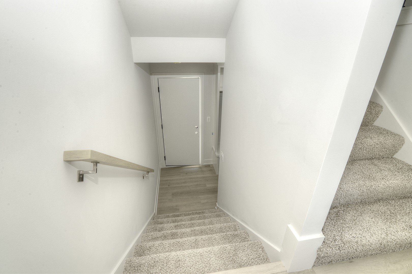 214 N Walnut Street. Bensenville, IL 60106