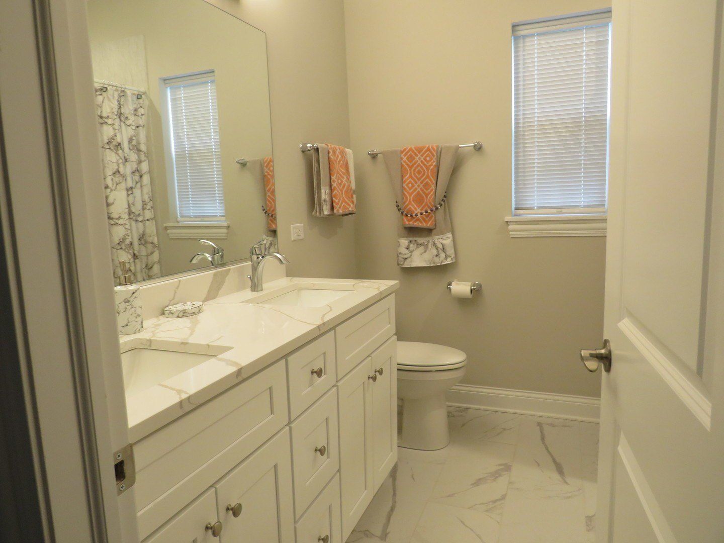 21407 Bay Tree Court. Shorewood, IL 60404