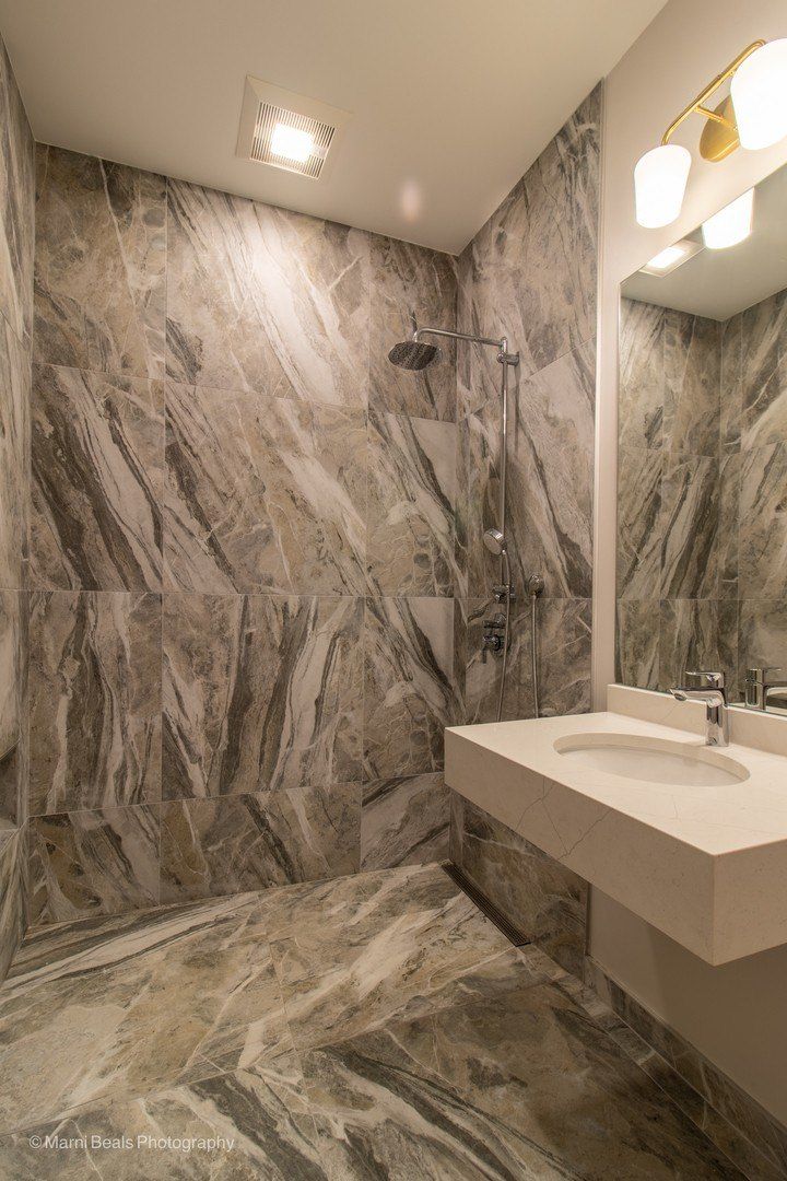 6747 S Langley Avenue. Chicago, IL 60637