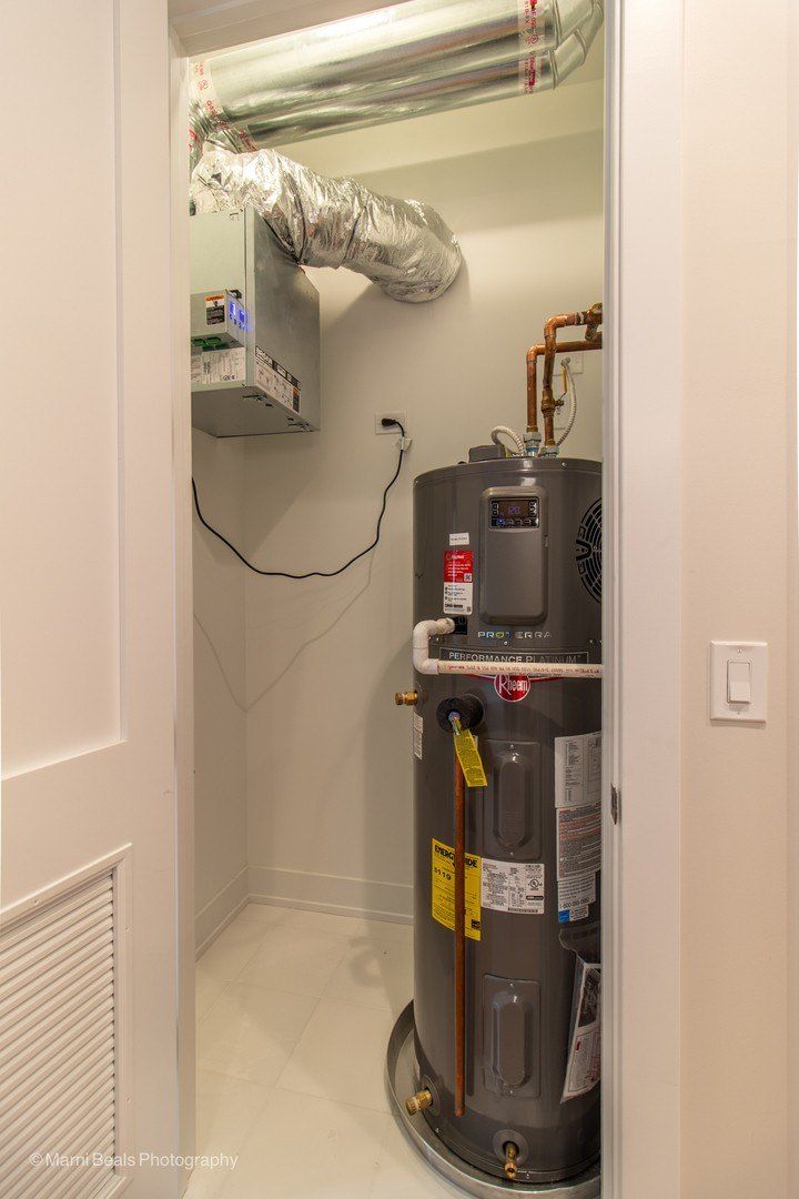 6826 S Langley Avenue. Chicago, IL 60637