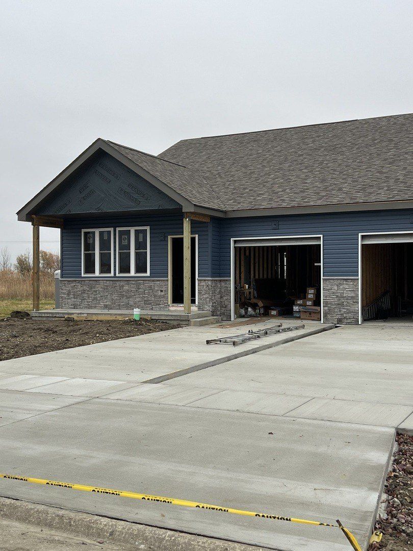 929 Covey Lane. Coal City, IL 60416