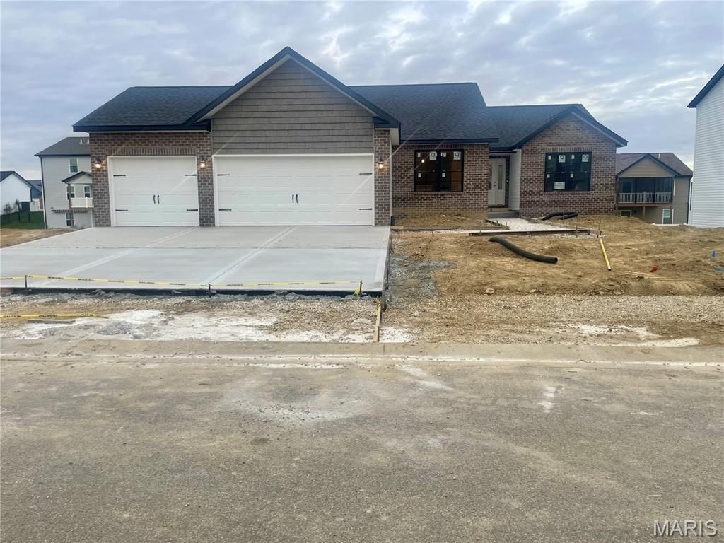 616 Middletown Court. O Fallon, IL 62269