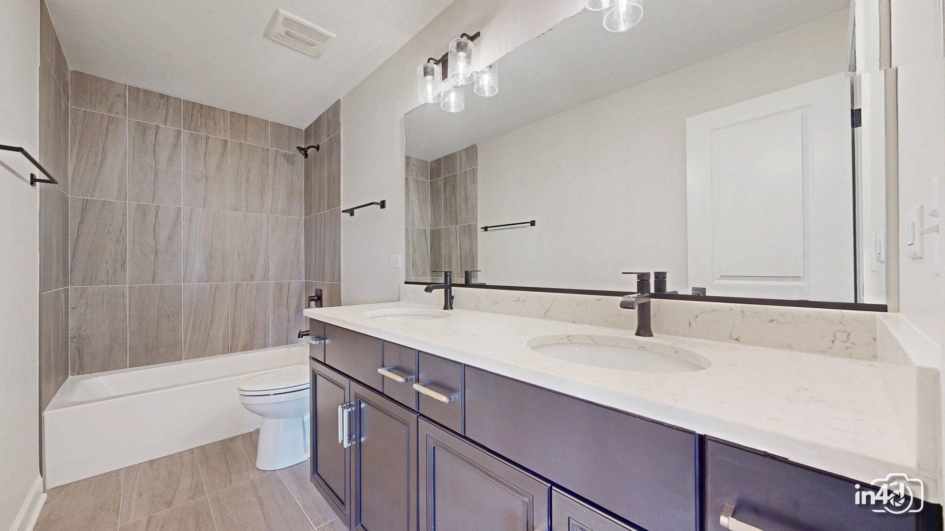 24433 W Bantry Lane. Shorewood, IL 60404