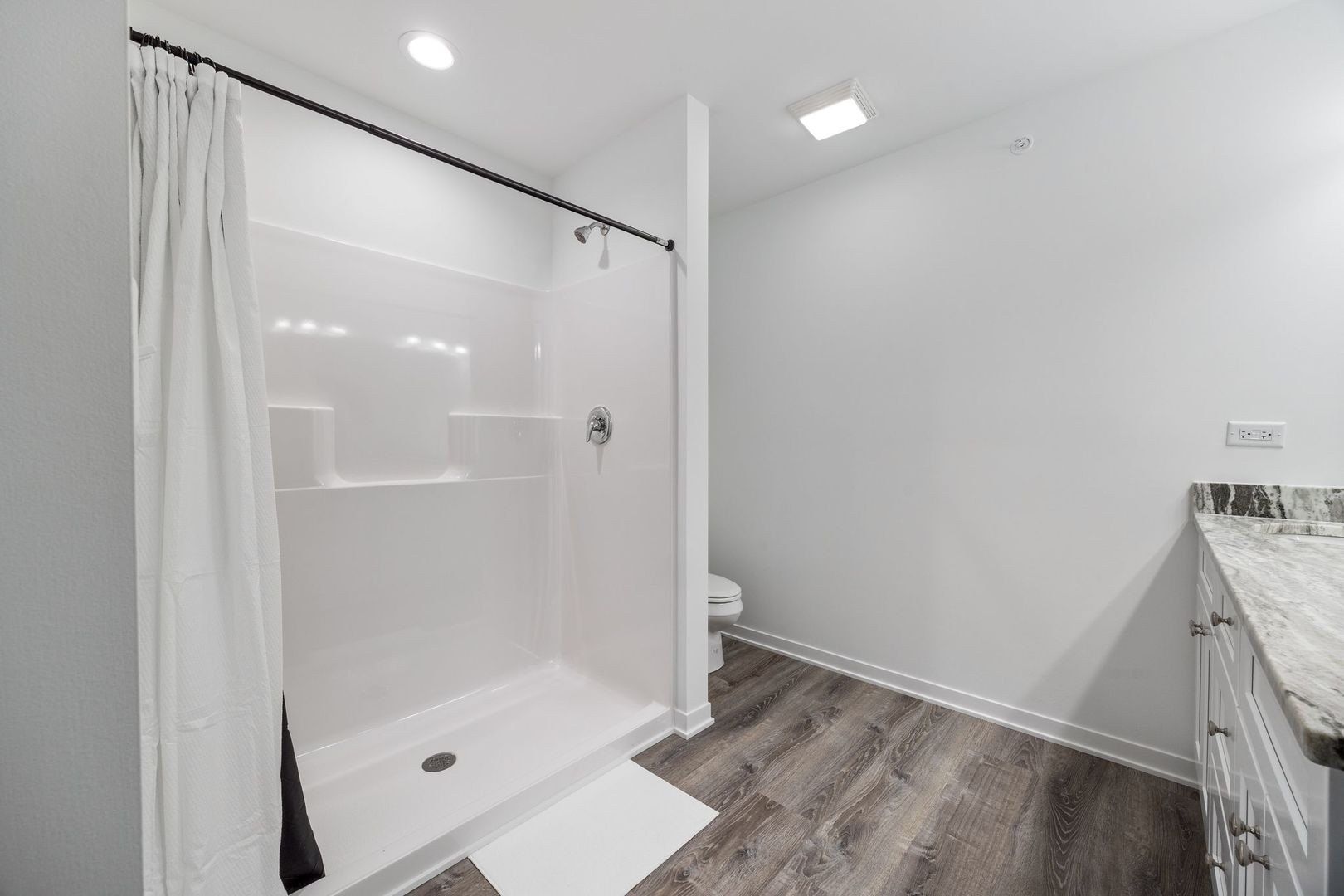 1240 Gillespie Lane. Yorkville, IL 60560