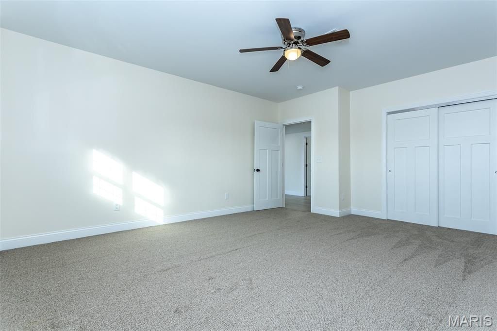 9 Fairway Court. Alton, IL 62002