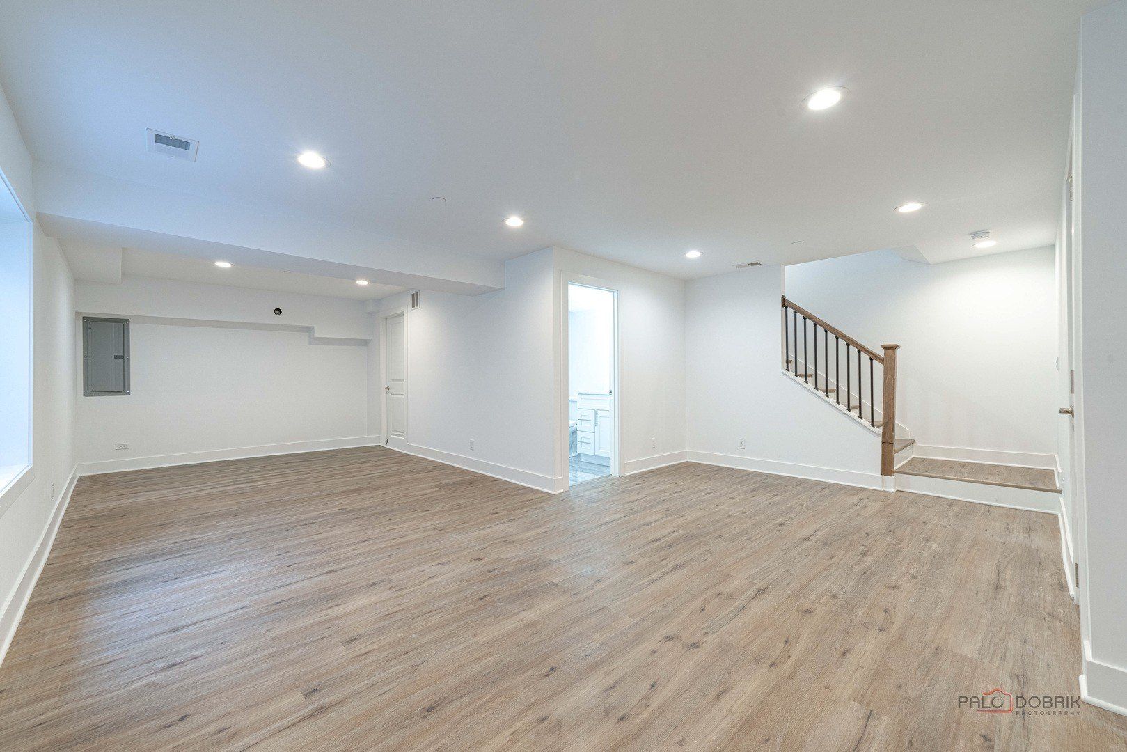 1061 Green Bay Road. Lake Bluff, IL 60044