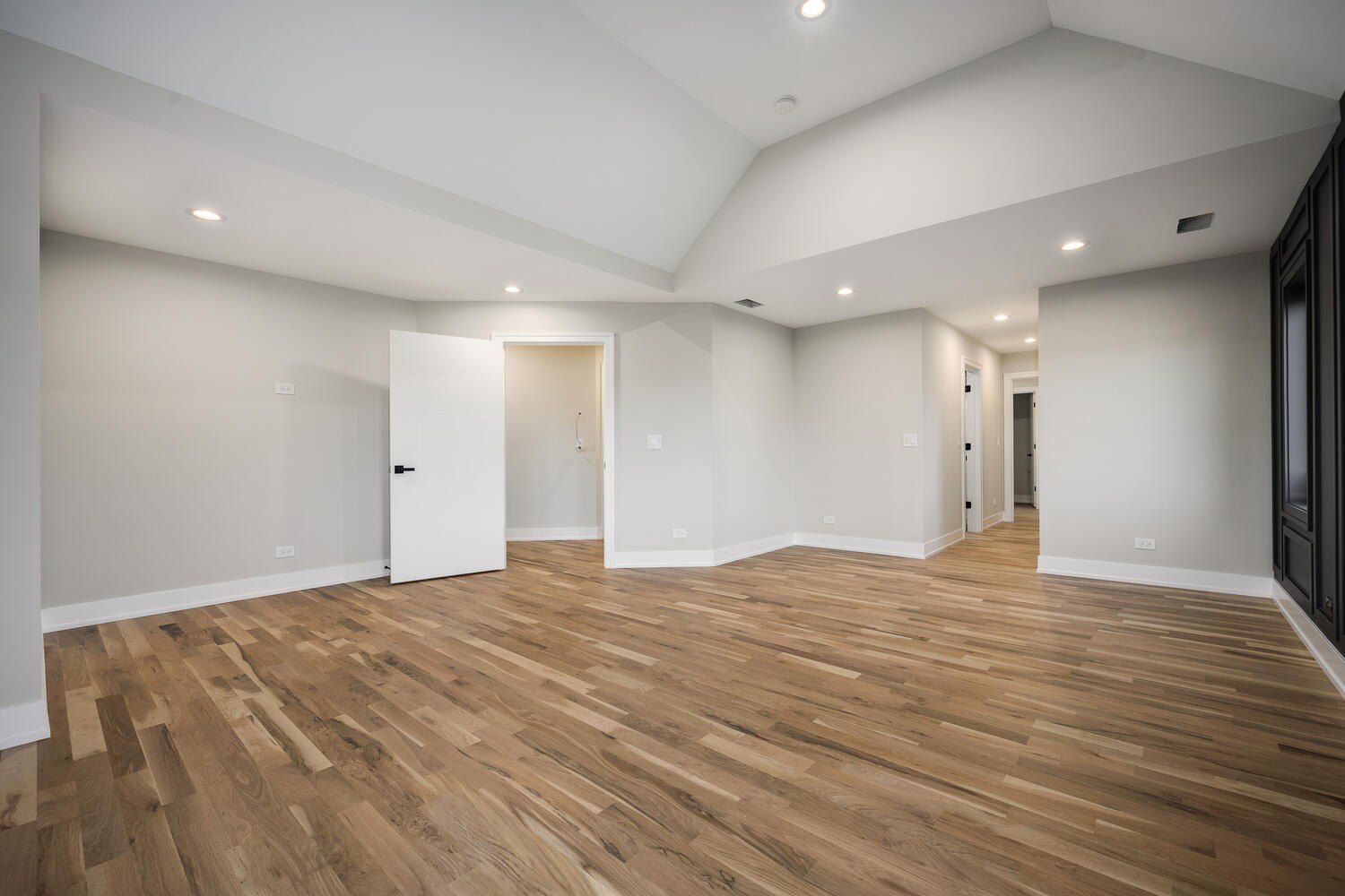 22642 Frontier Court. Frankfort, IL 60423