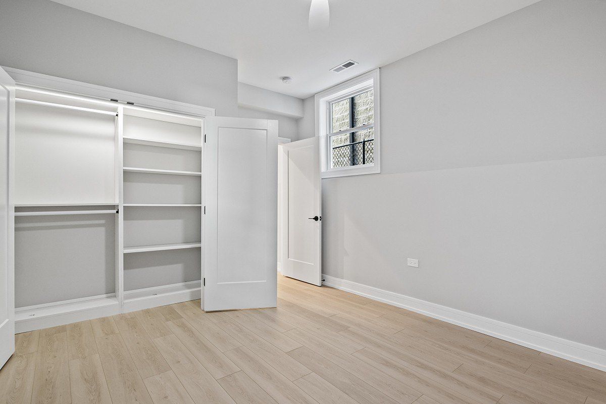 6106 N Hermitage Avenue. Chicago, IL 60660