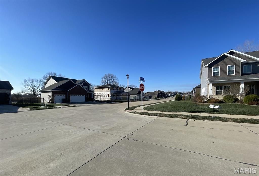 719 Seagate Drive. O Fallon, IL 62269