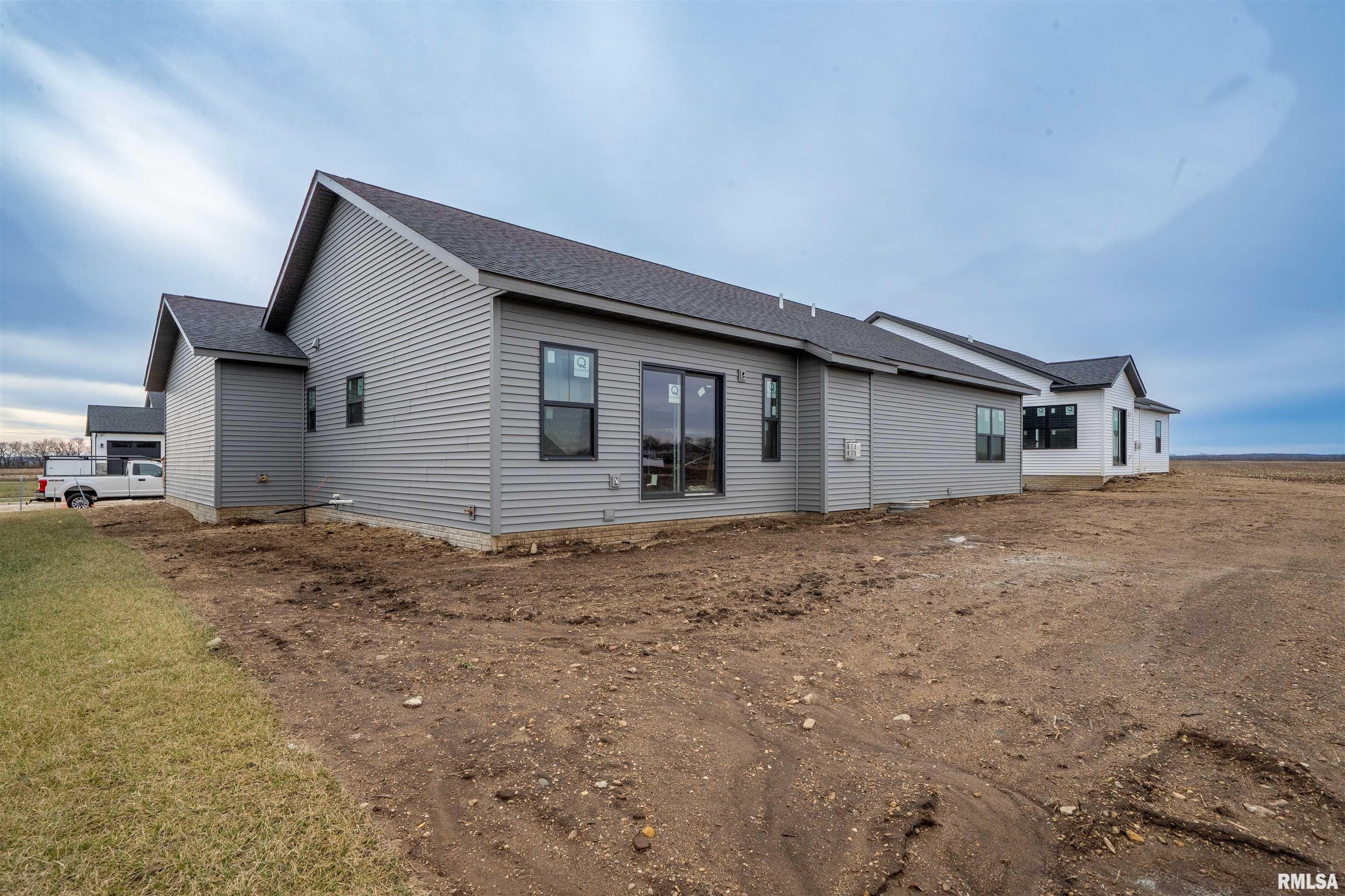 1315 W Hillcrest Drive. Chillicothe, IL 61523