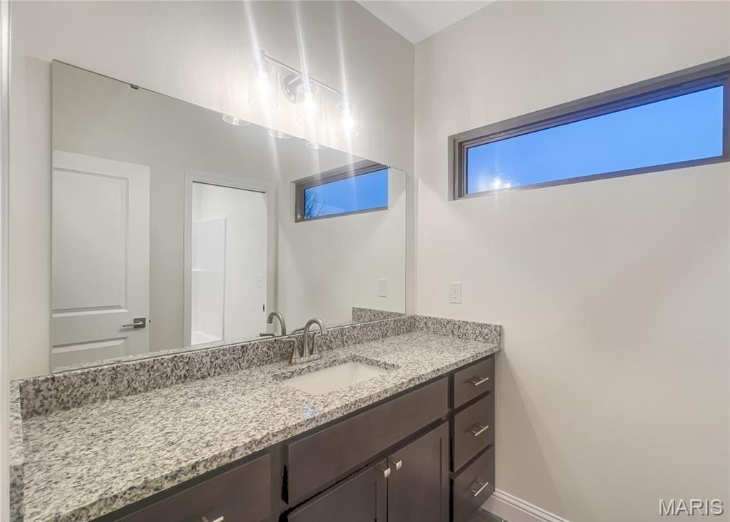 2749 Bristol Way. Glen Carbon, IL 62034