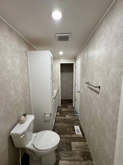 128 W 8Th St. Coal Valley, IL 61240