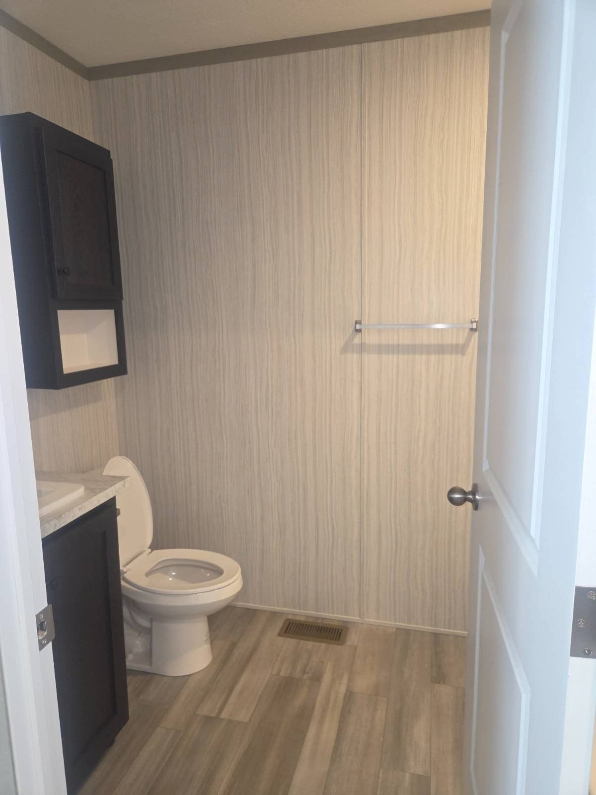 105 Hemlock Dr. Morton, IL 61550