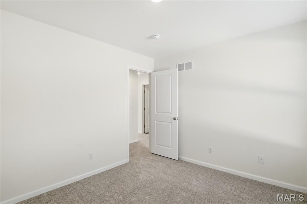 1123 Castle Green Drive. Waterloo, IL 62298