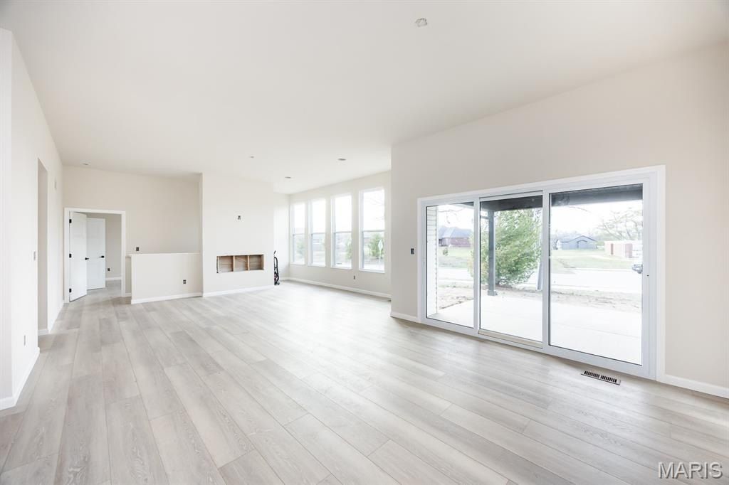 720 Mortar Street. Mascoutah, IL 62258