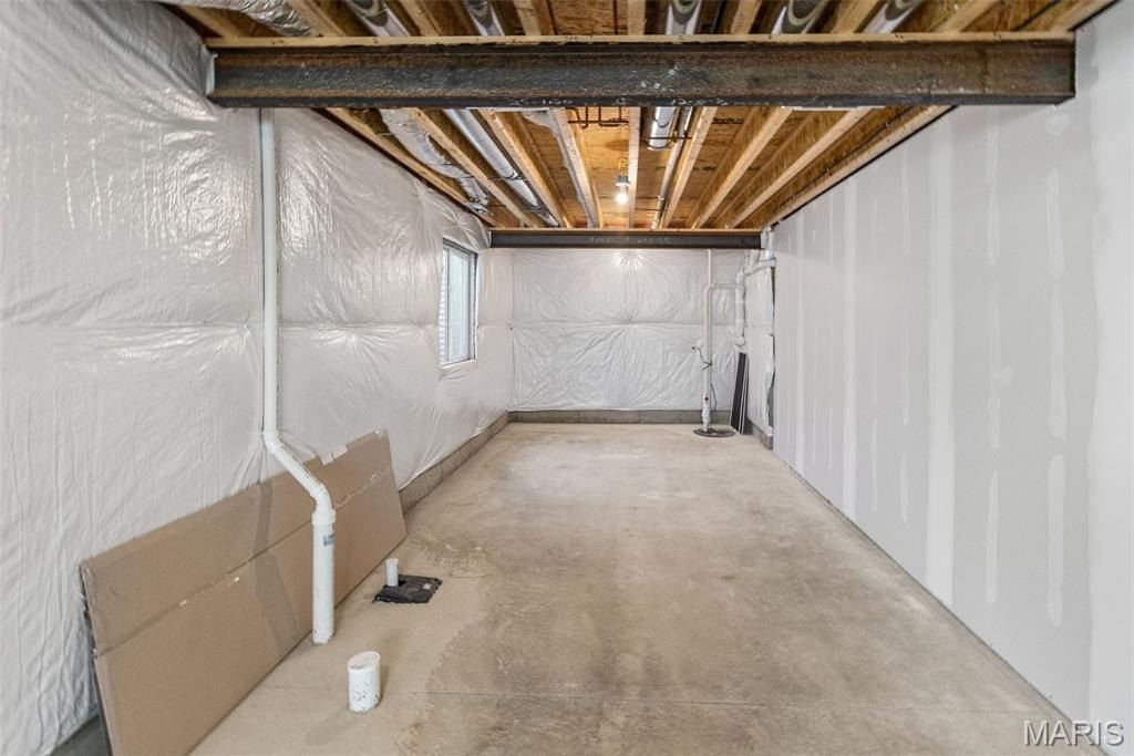 1009 Pennsylvania Avenue. New Baden, IL 62265