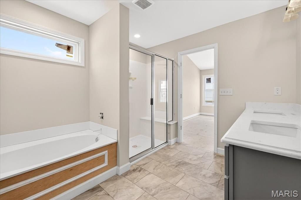 1227 Ole Town Bridge Drive. O Fallon, IL 62269