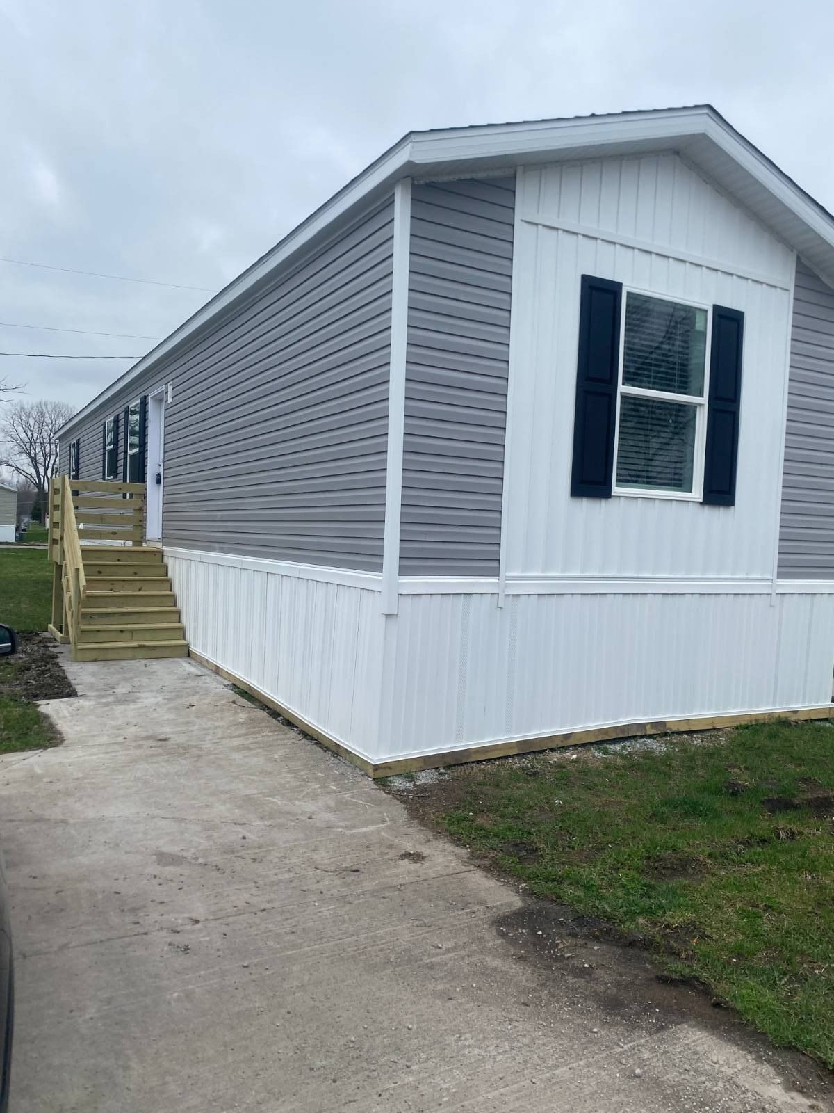 143 W 16Th St. Coal Valley, IL 61240