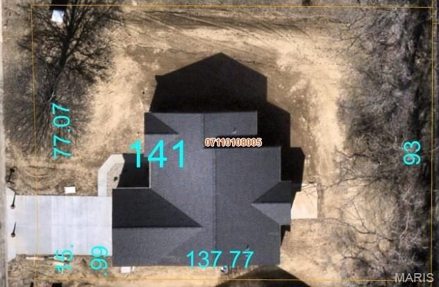 808 Turnberry Road. Belleville, IL 62223