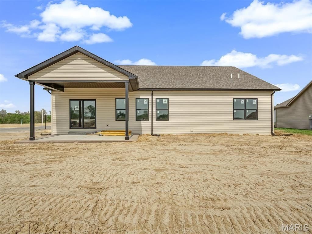 951 Forbs Drive. Waterloo, IL 62298