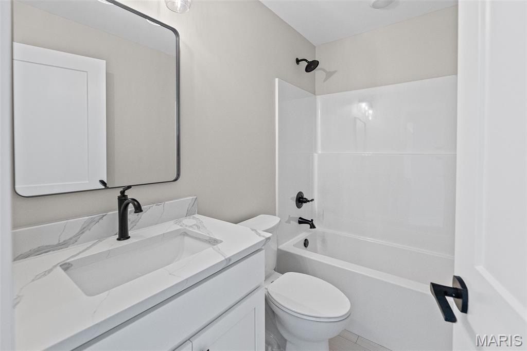 213 George Bush Boulevard. Troy, IL 62294