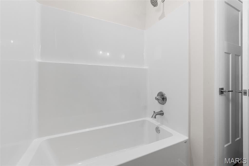 2947 Bluff Ridge Court. Maryville, IL 62062