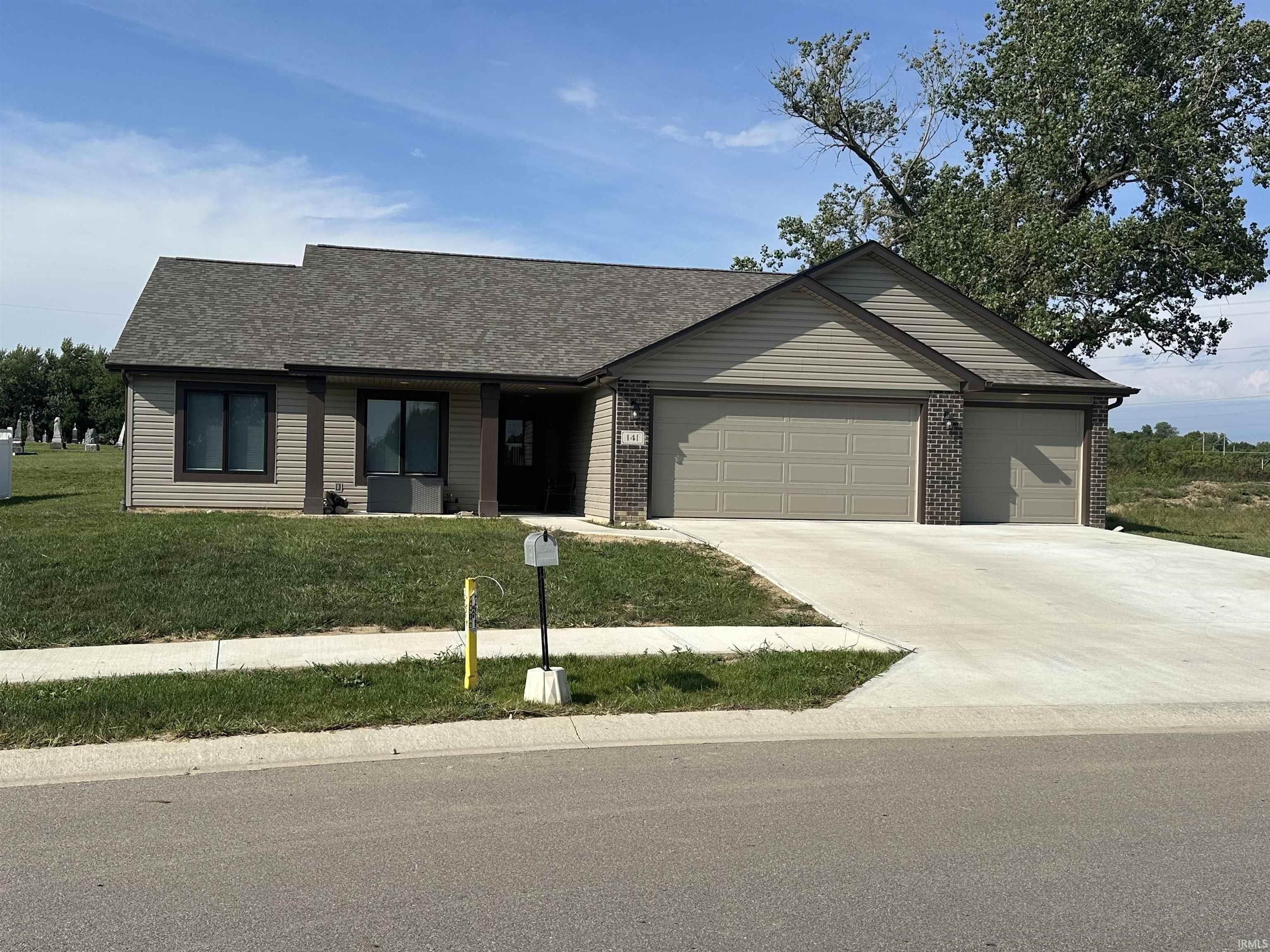 W Wind Trail. Avilla, IN 46710