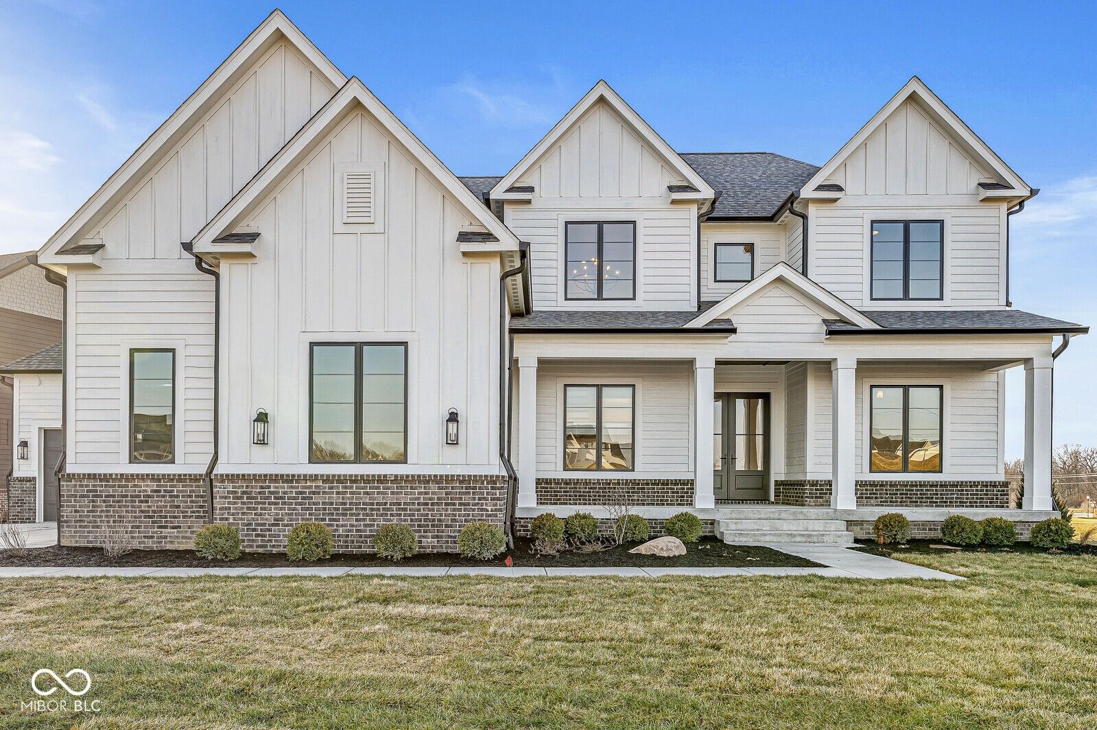 10461 Dartmoor Way. Zionsville, IN 46077