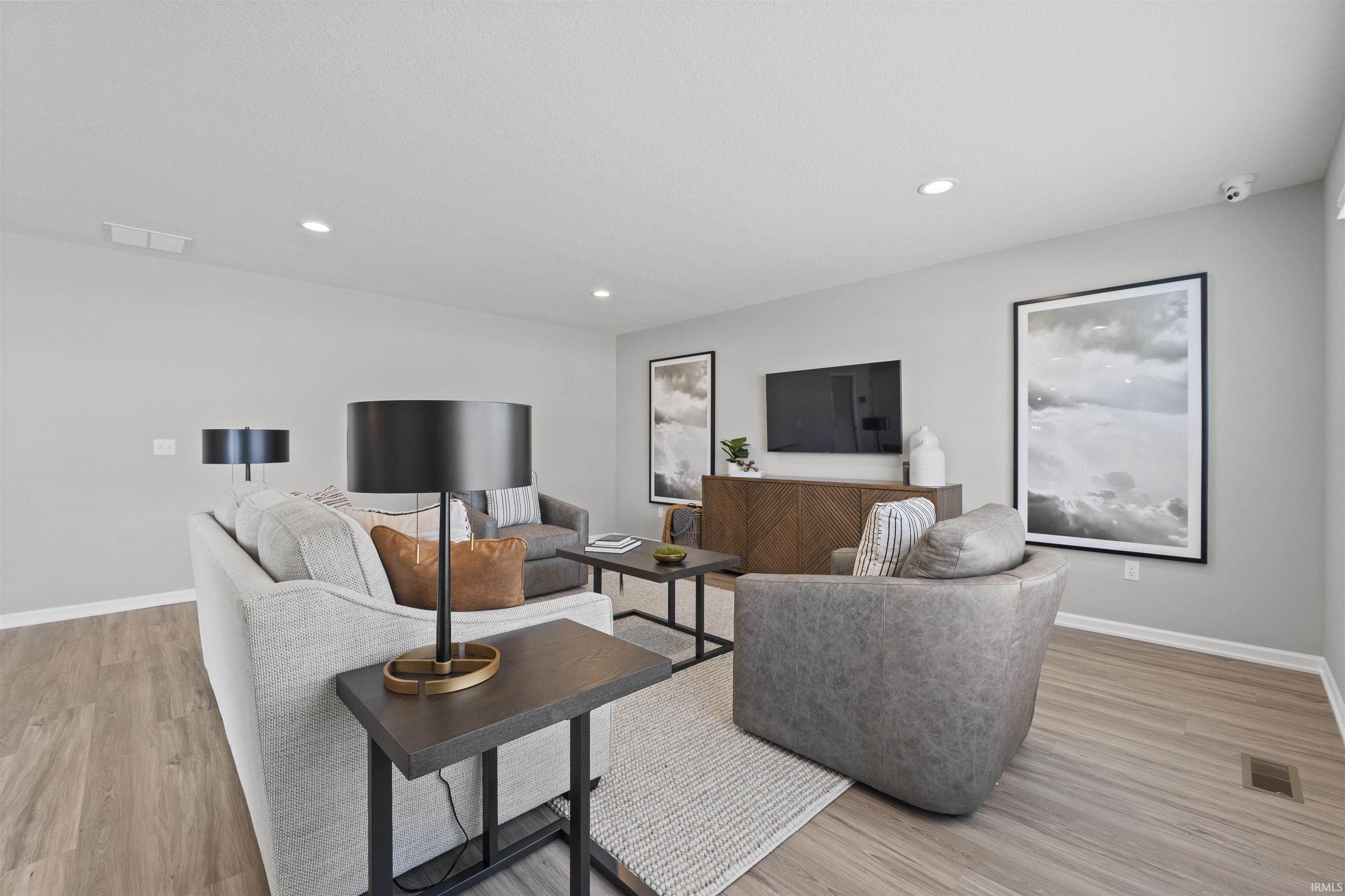 3842 Shadowood Lakes Trail. Fort Wayne, IN 46818