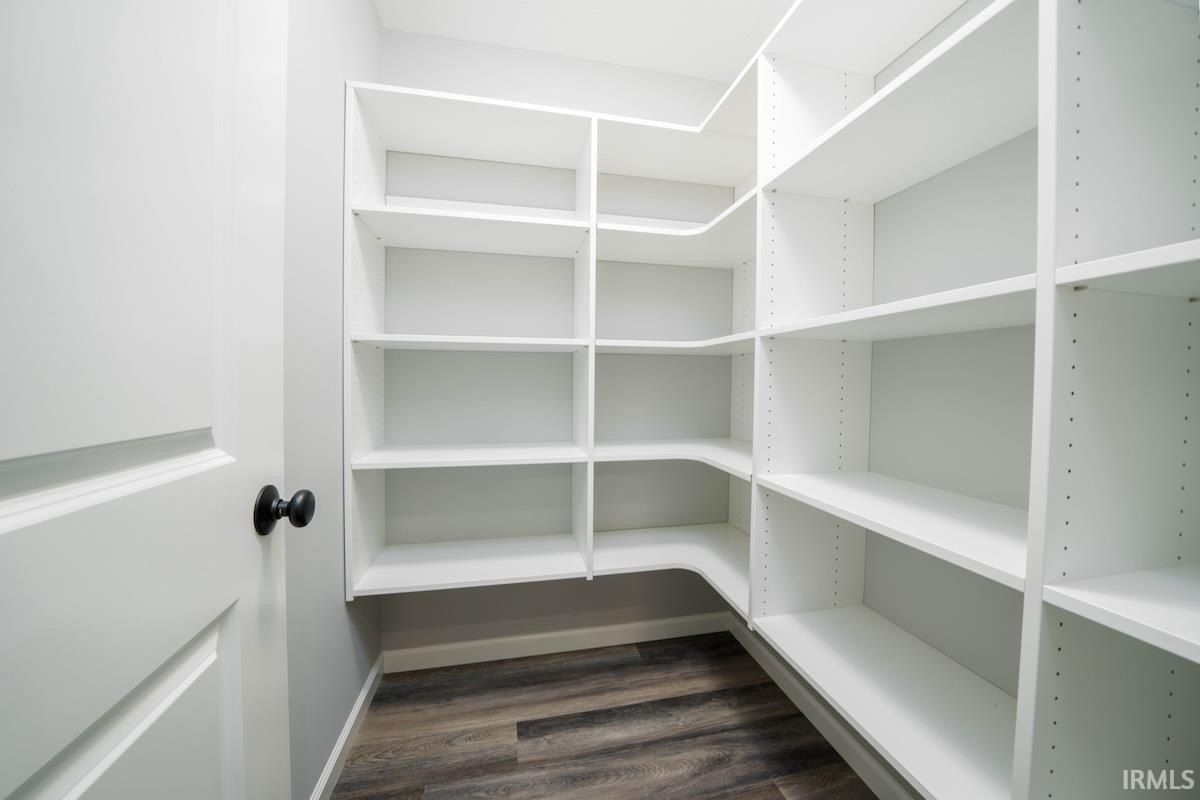 11099 Carob Thorn Trail. Roanoke, IN 46783