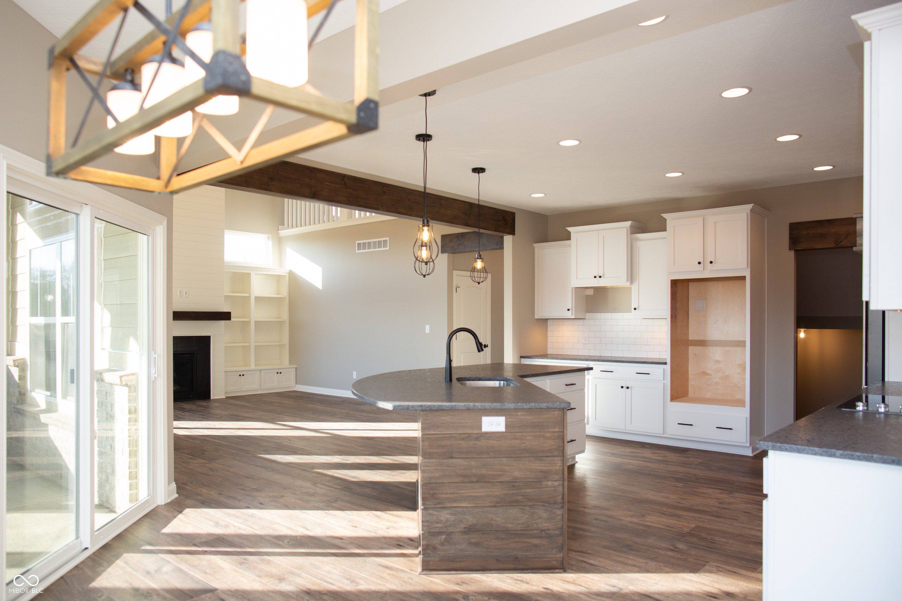 5179 Oak Ridge Trail. Columbus, IN 47201