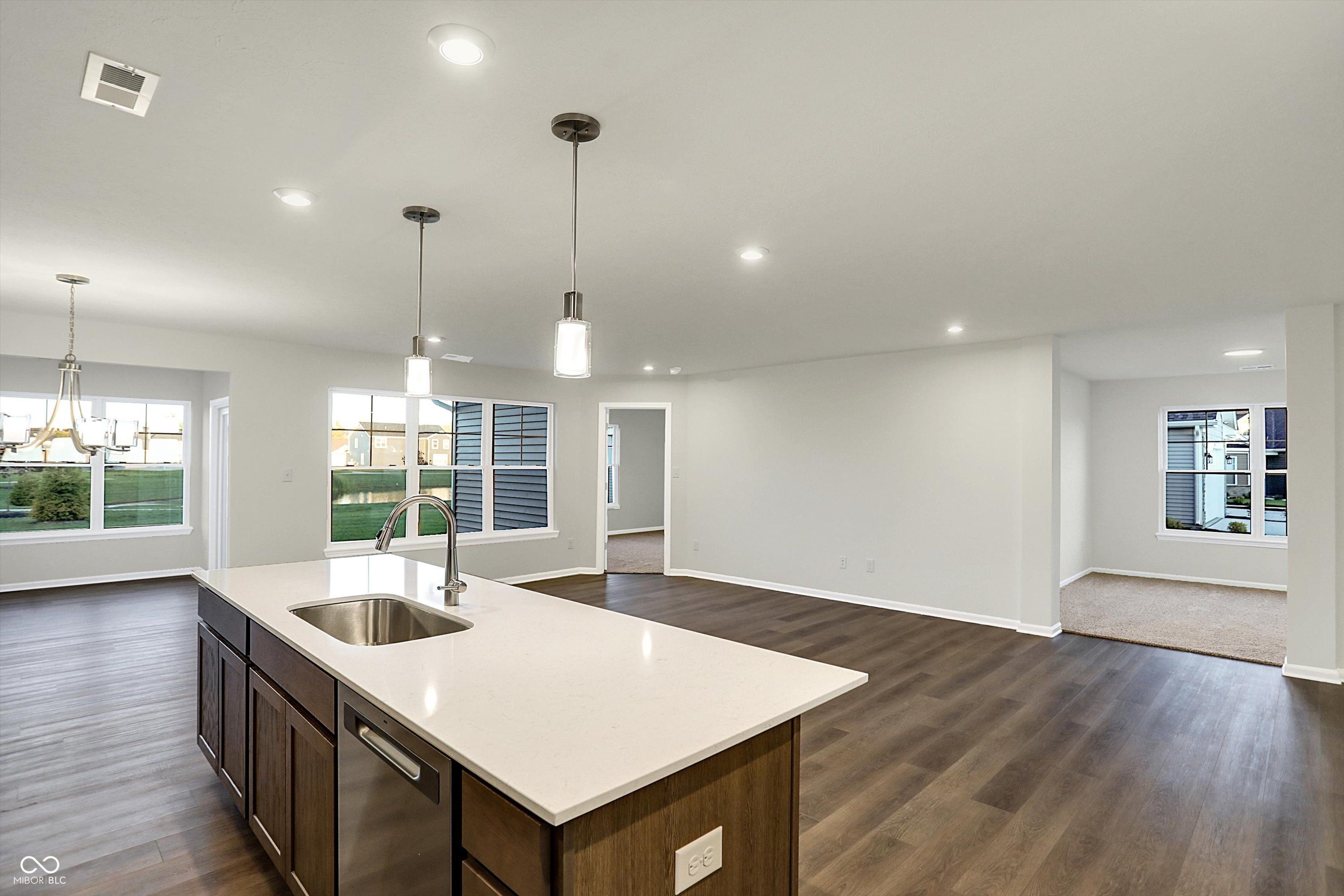 134 Maxim Court. Cumberland, IN 46229