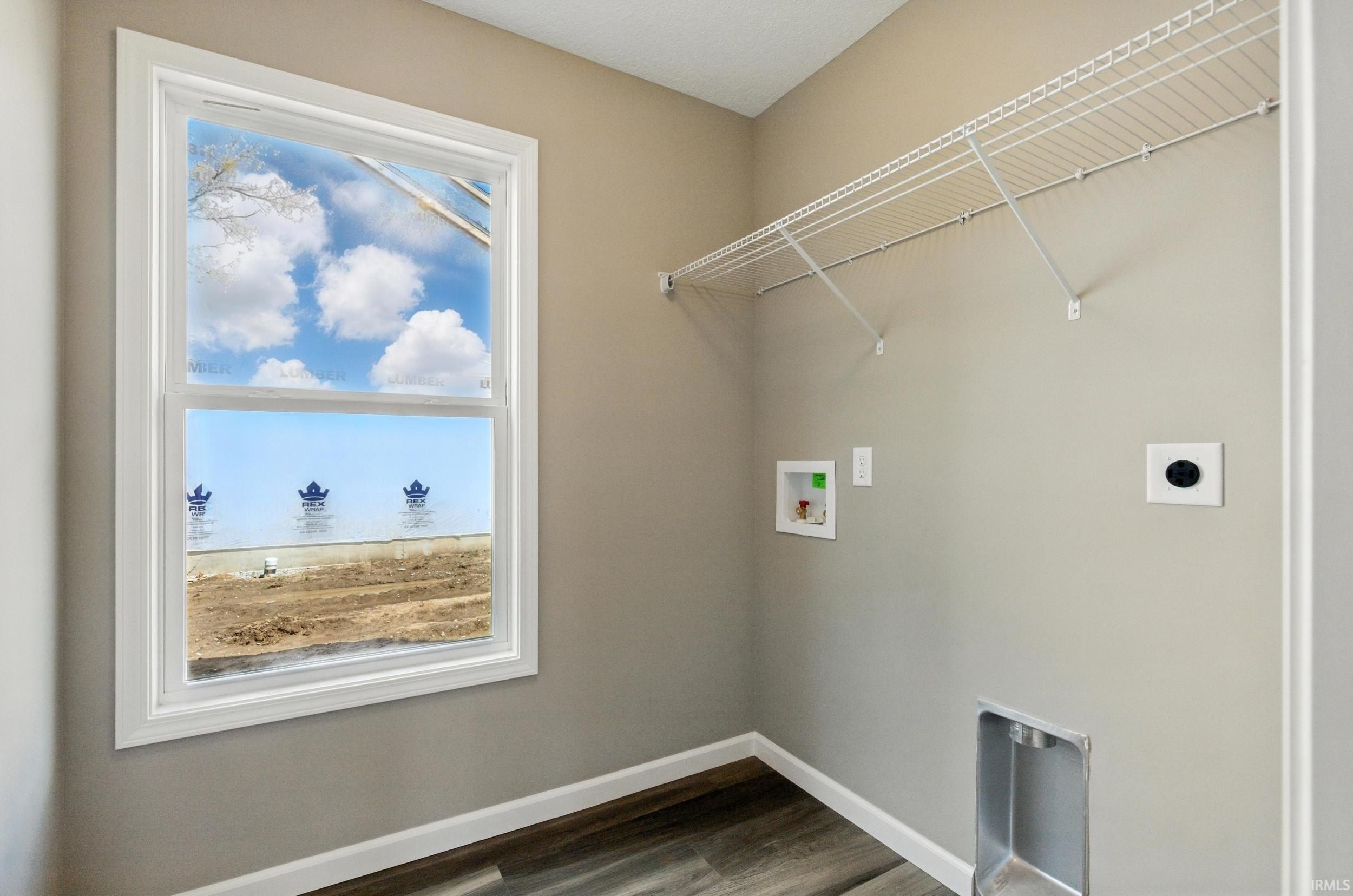 10255 Tirian Place. Fort Wayne, IN 46835