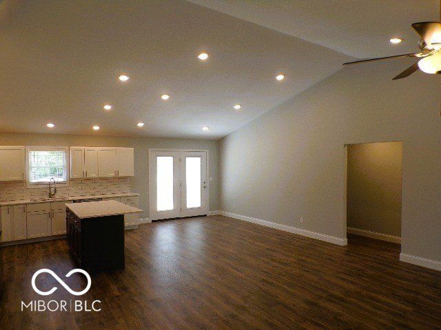 3204 N County Road 900 E. Seymour, IN 47274