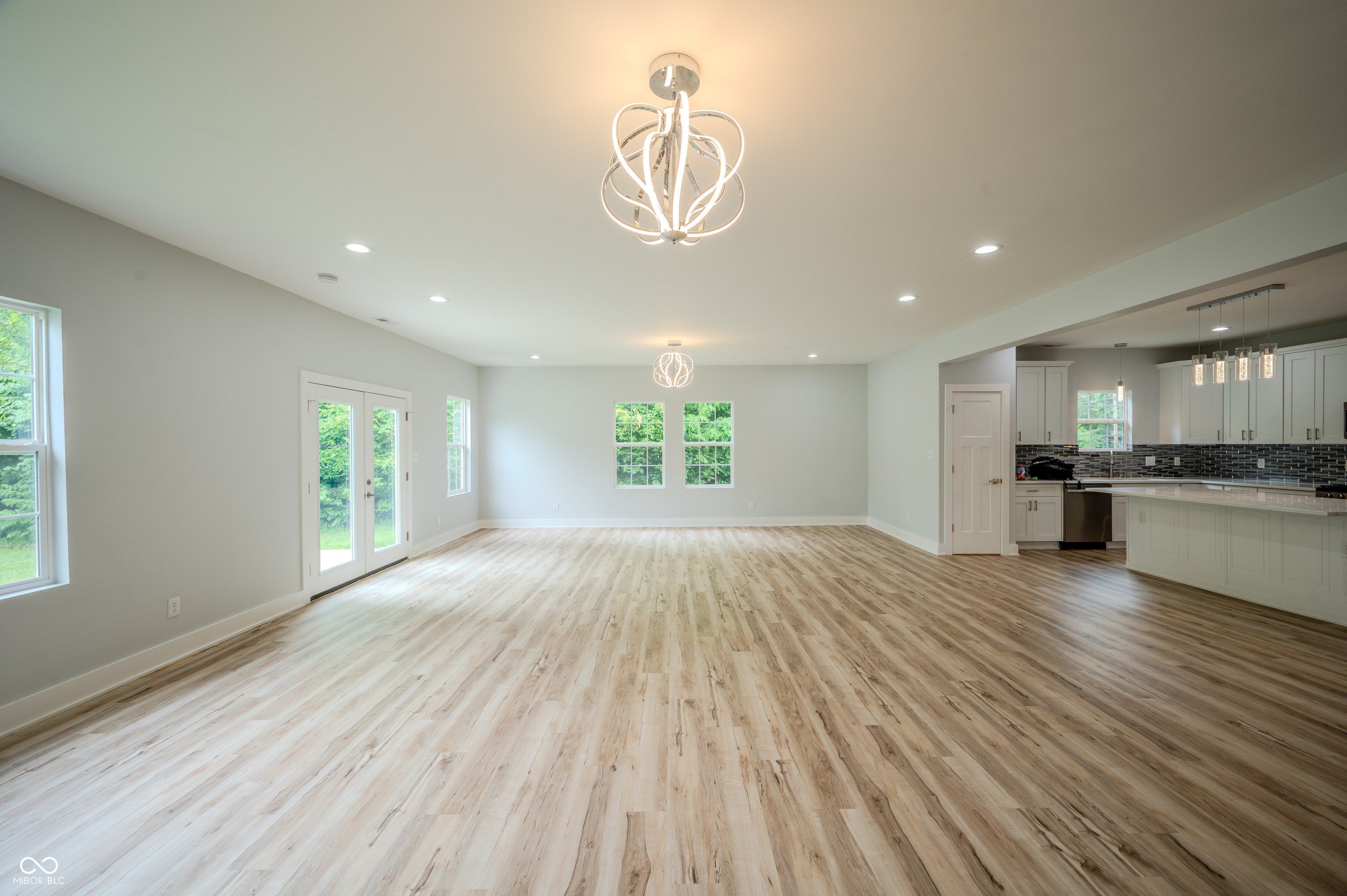 2159 W 58Th Street Nw. Indianapolis, IN 46228