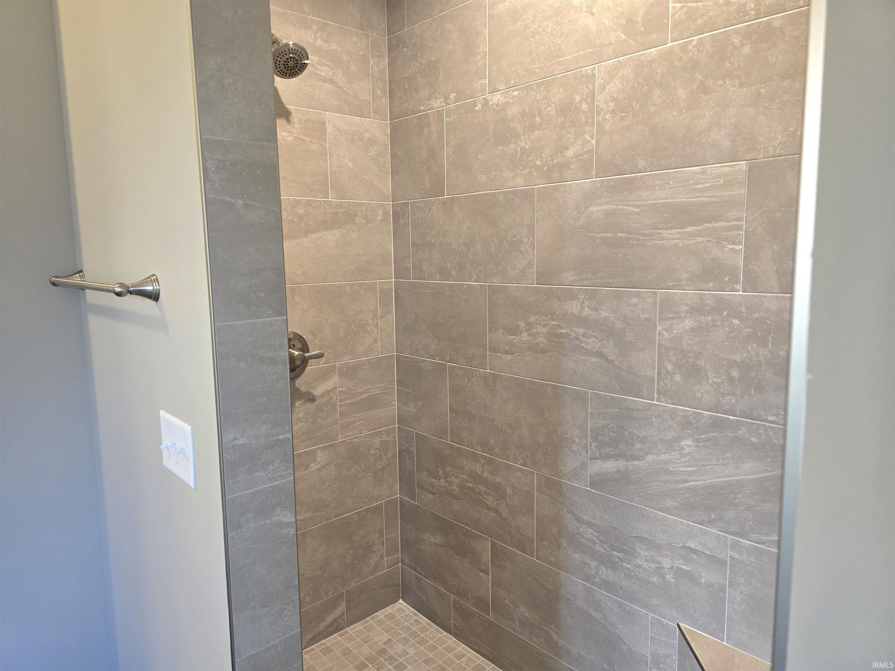 5502 Rio Azul Cove. Fort Wayne, IN 46818