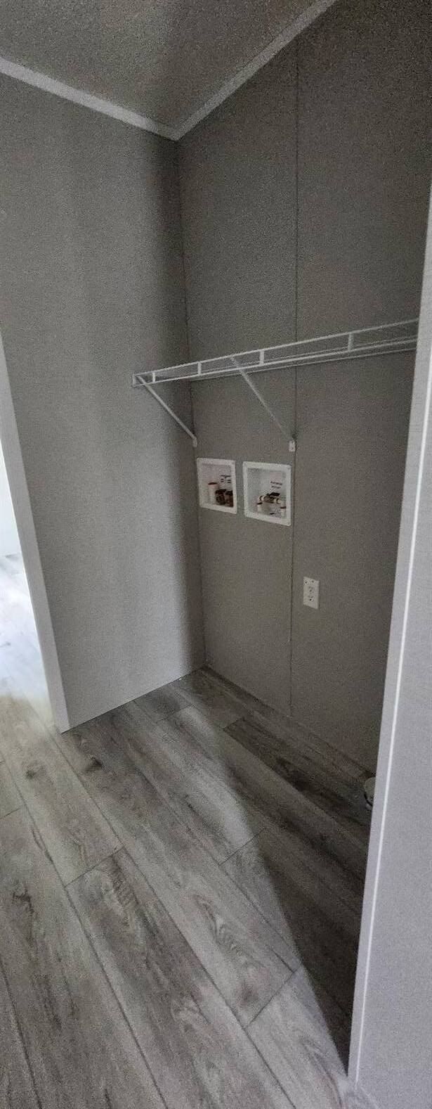 113 Sundale Trailer Court. Washington, IN 47501