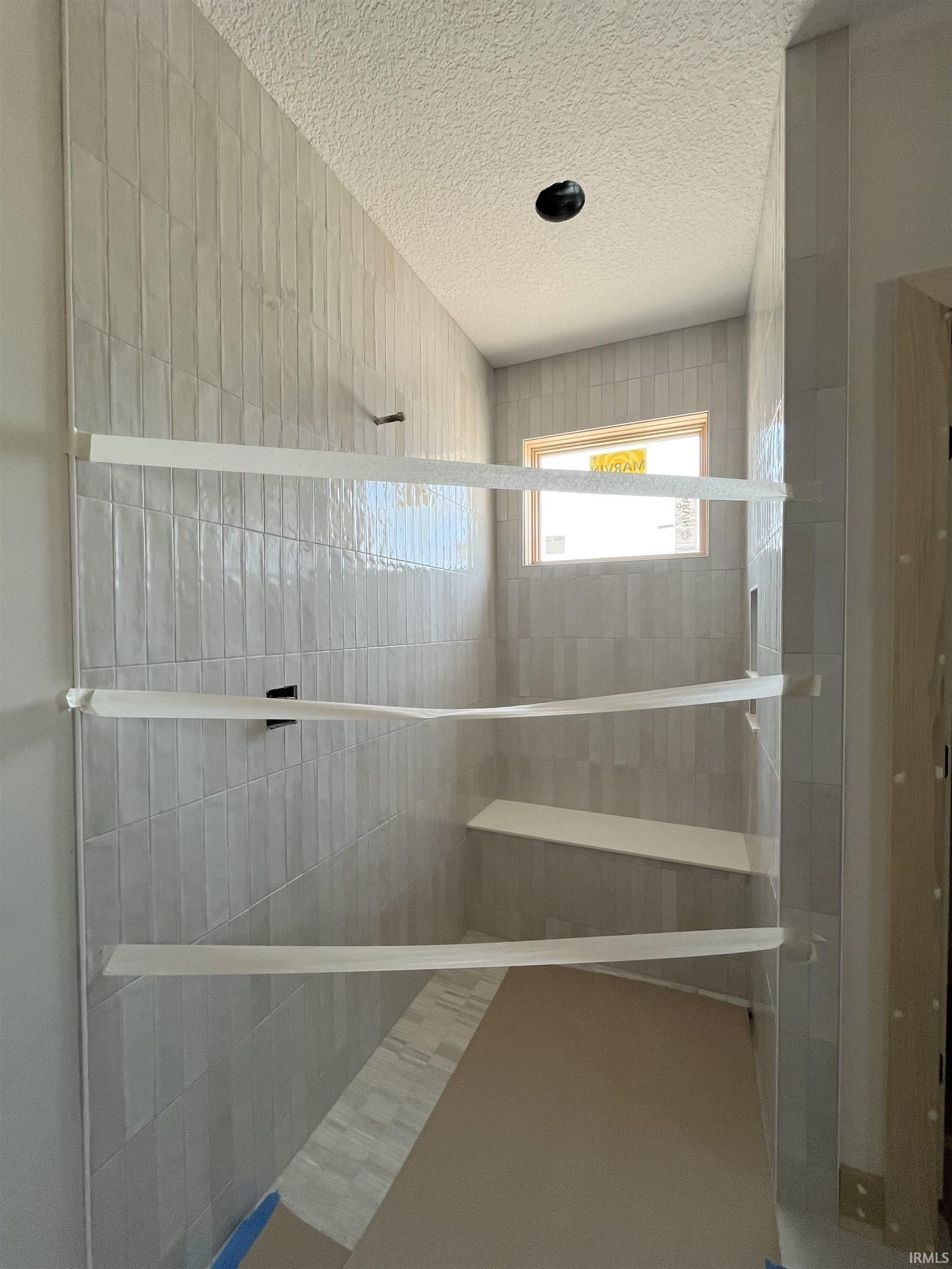 9942 Gala Cove. Fort Wayne, IN 46835