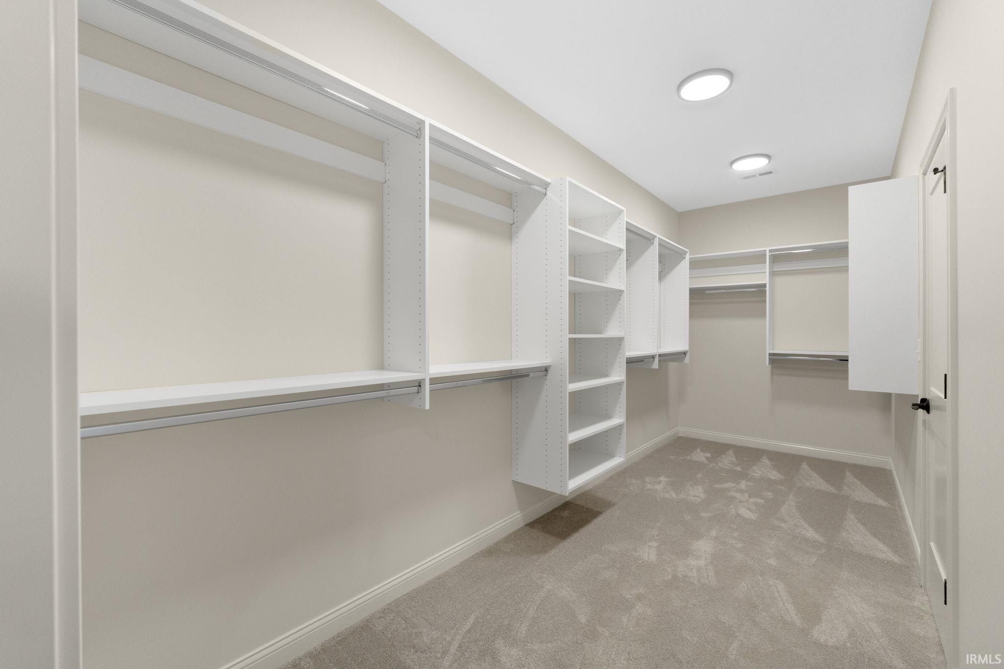 1312 Kayenta Trail. Fort Wayne, IN 46815